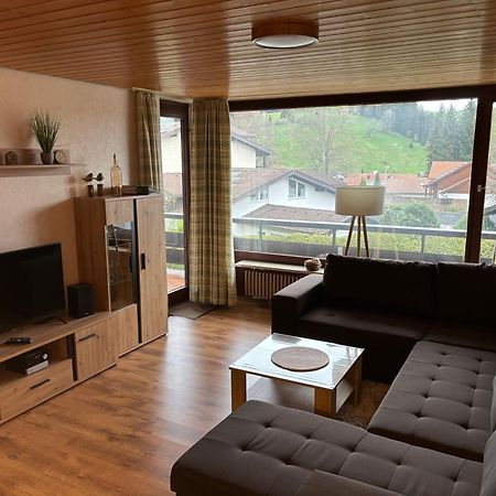 Schoene 2 1/2 Zimmer Ferienwohnung In Oberstaufen - Hoamatle - ภายนอก รูปภาพ
