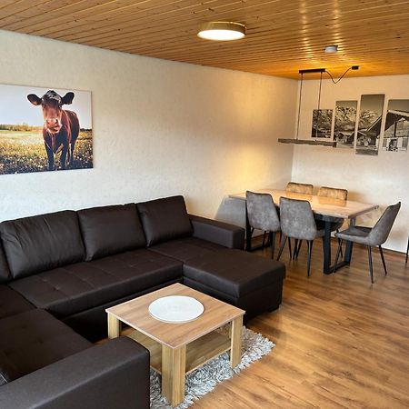 Schoene 2 1/2 Zimmer Ferienwohnung In Oberstaufen - Hoamatle - ภายนอก รูปภาพ